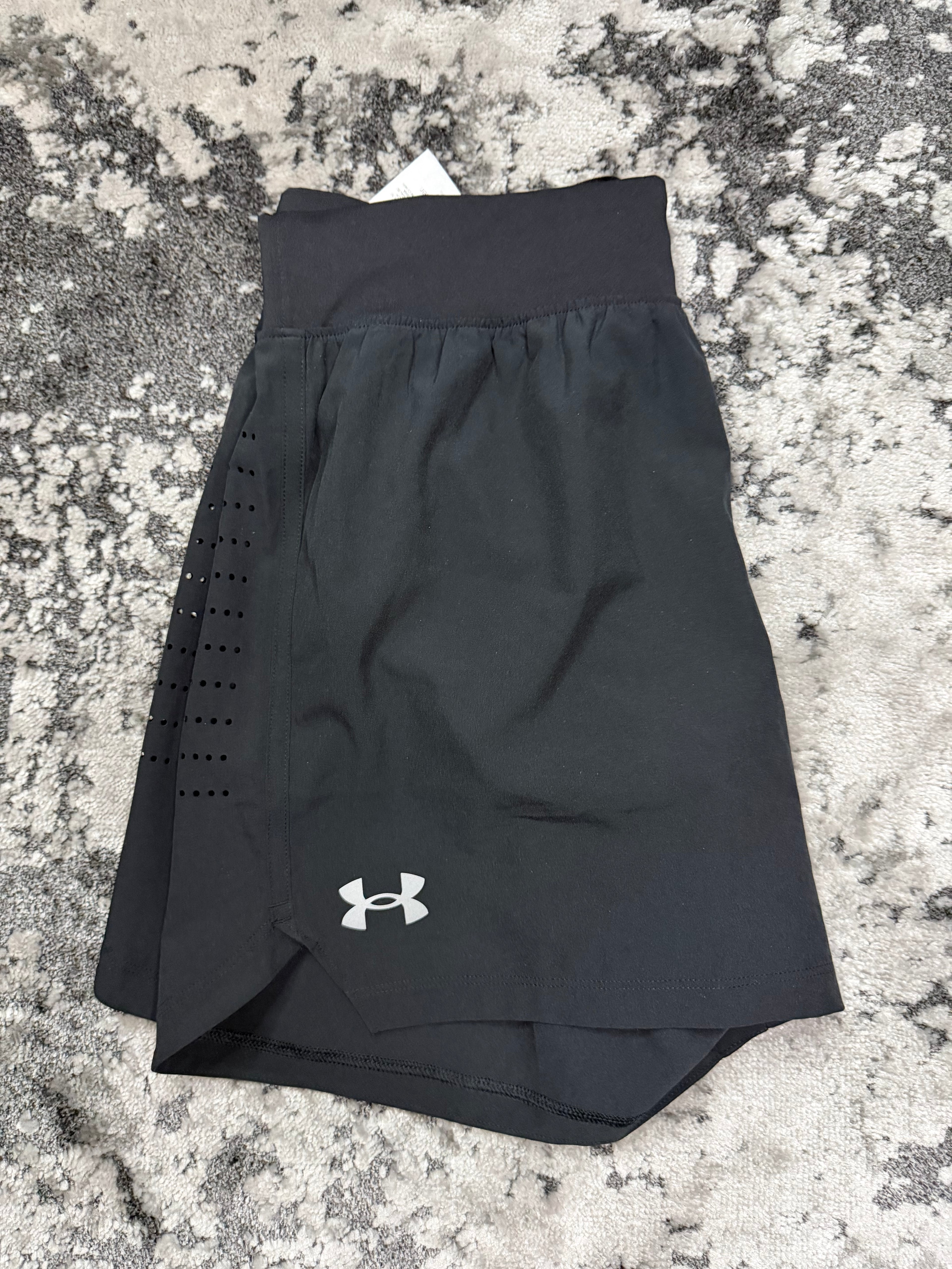 Black Under Armour 7” Speedpocket Shorts