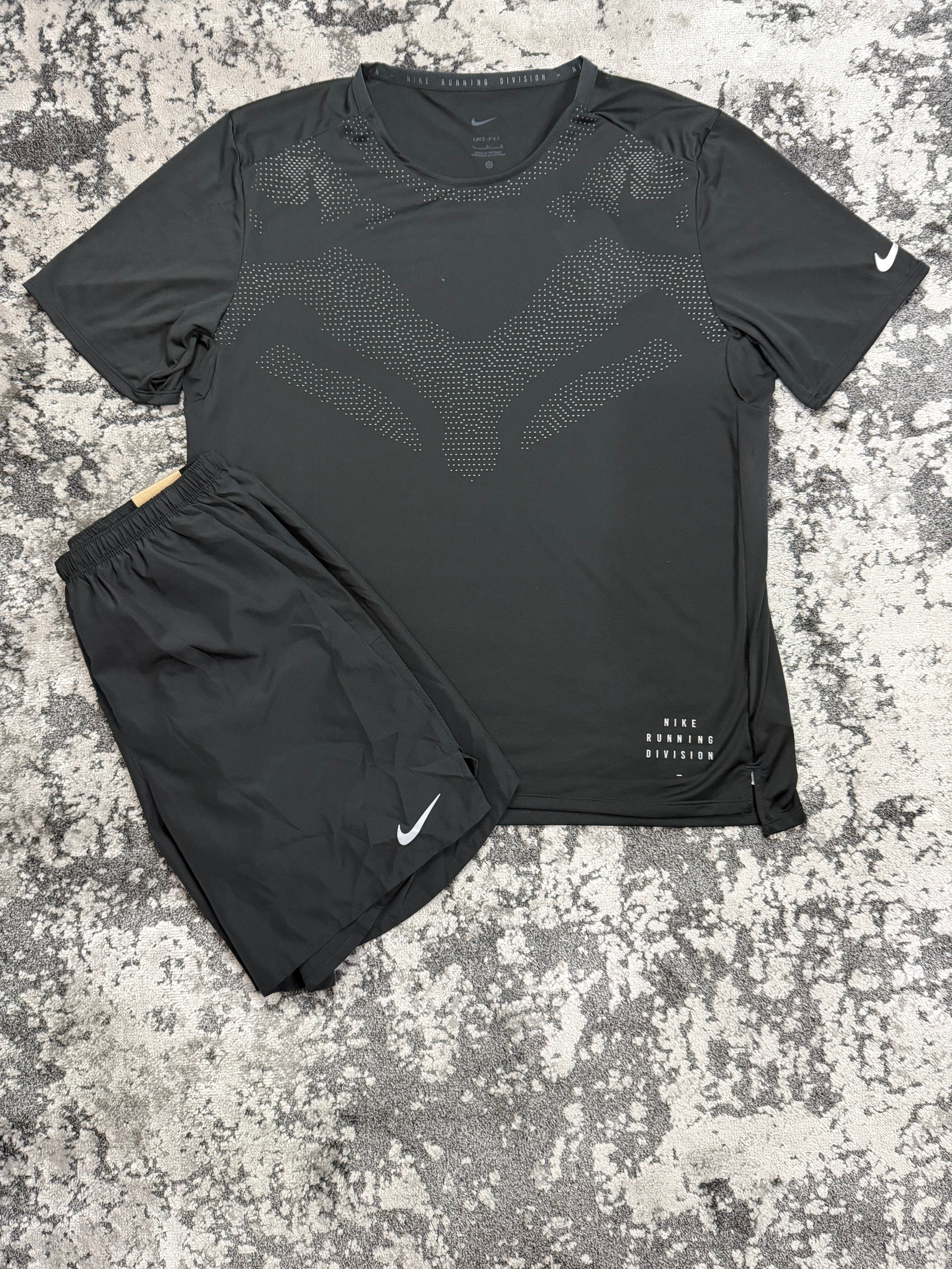 Nike Running Division 2 piece set