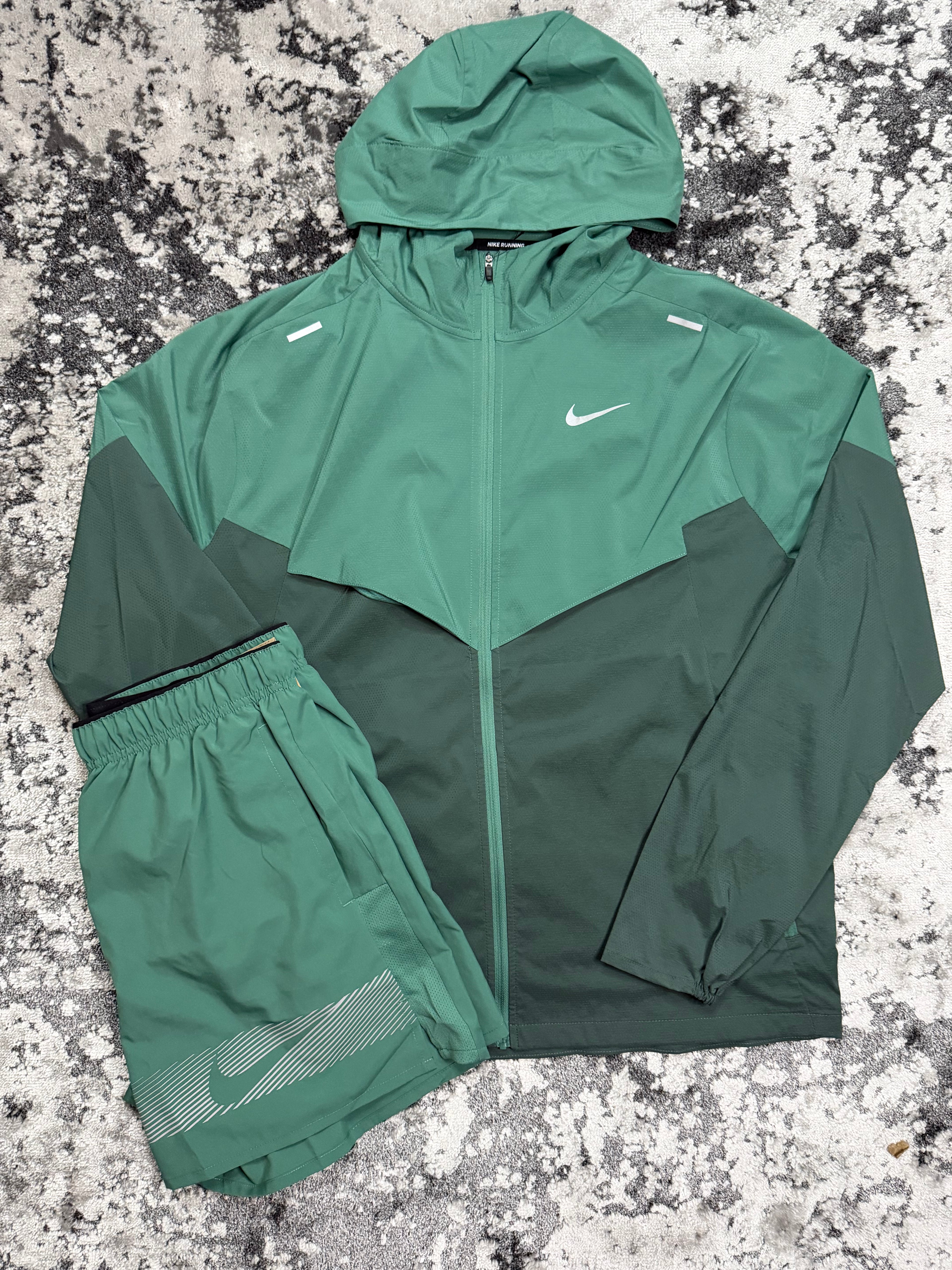 Green Nike 2 Piece Set