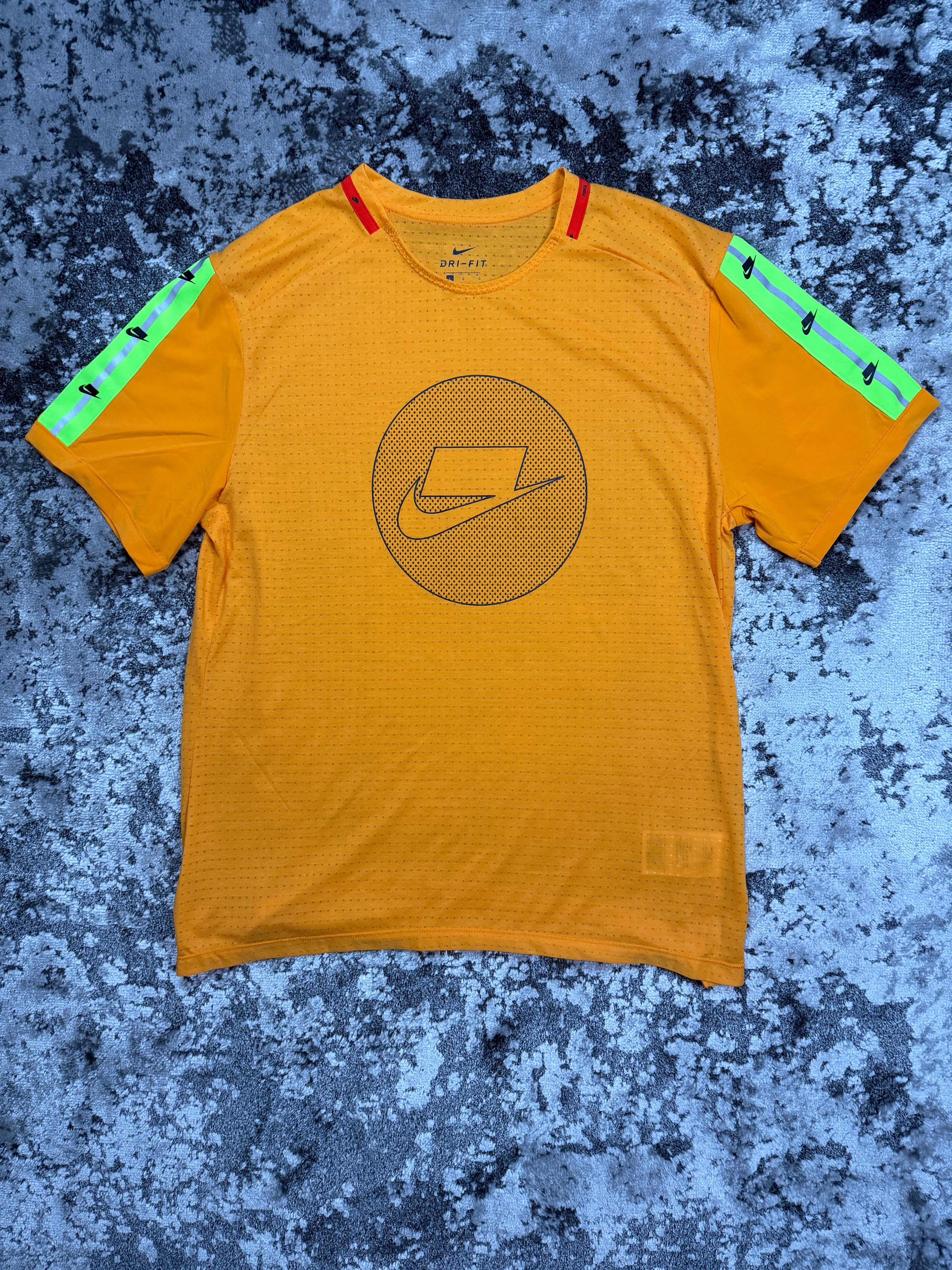 Orange Nike M NK Wild Run Tshirt