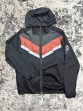 Nike Wild Run Windrunner