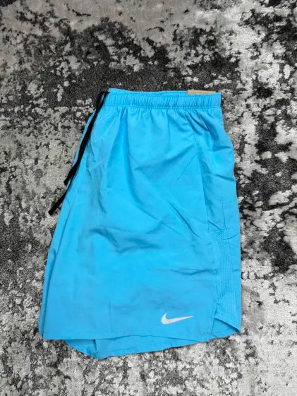 Nike Challenger 7" Dri-FIT Shorts